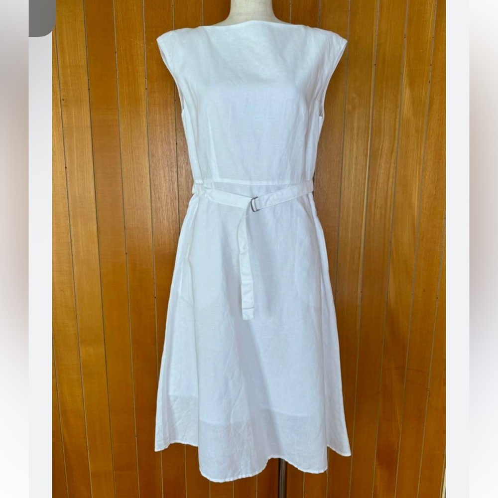 Uniqlo White Sleeveless Midi Dress with Belt
